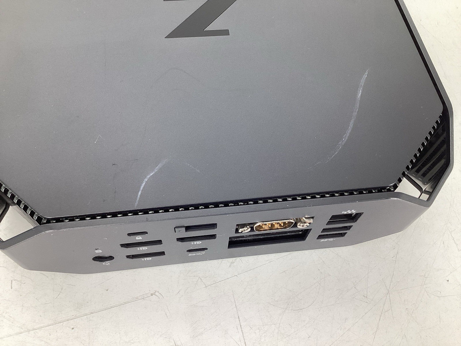 4 LOT HP Z2 Mini G4 Workstation (Xeon E-2144G 16GB RAM, 256GB NVMe, No OS) No AC