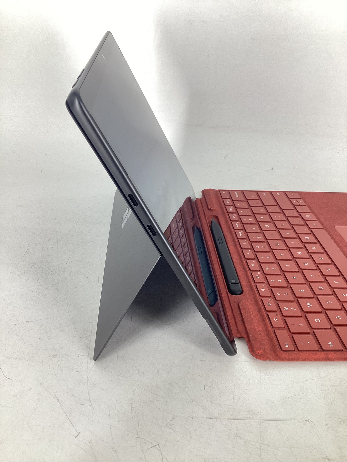 Microsoft Surface Pro 9 13" (i7-1265U 16GB 512GB SSD) Windows 11 Pro w/AC